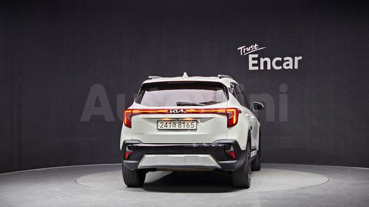 Kia Seltos 2023 — 4