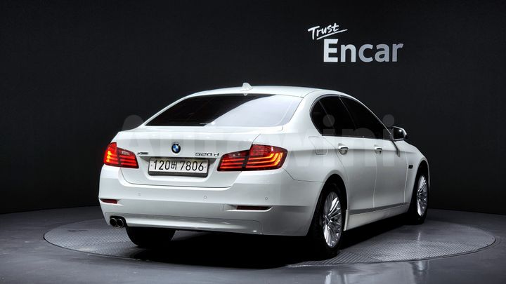 BMW 5 Series 2015 — 2