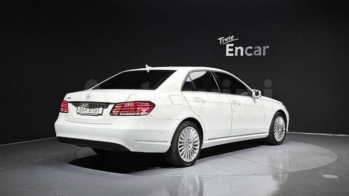 Mercedes-Benz E Class 2016 — 2