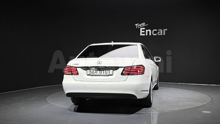 Mercedes-Benz E Class 2016 — 4