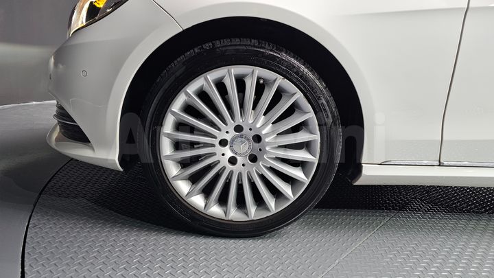 Mercedes-Benz E Class 2016 — 5