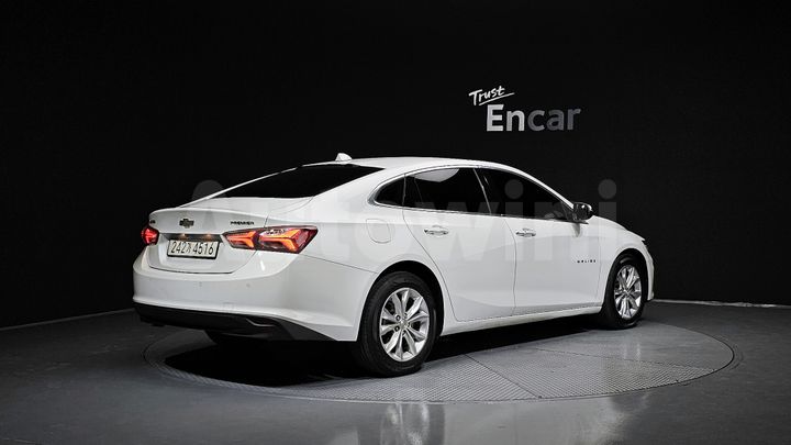 Chevrolet Malibu 2020 — 2