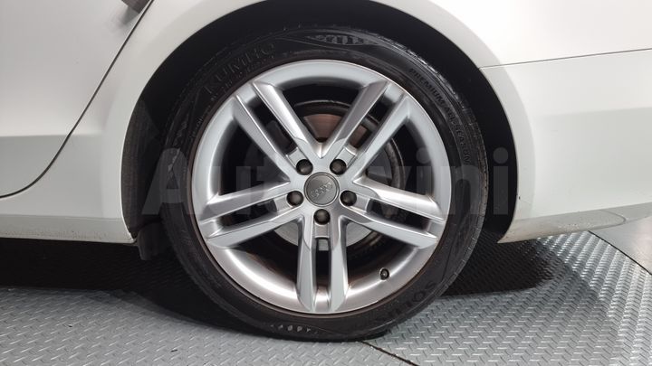 Audi A4 2013 — 5
