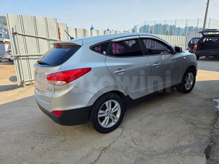 Hyundai Tucson 2010 — 5