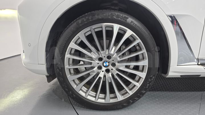 BMW X7 2021 — 5