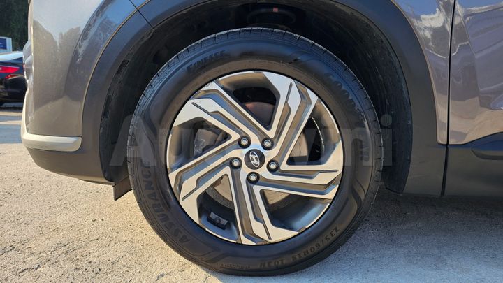 Hyundai SantaFe 2022 — 5