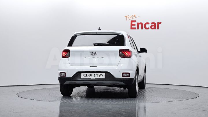 Hyundai Venue 2023 — 4