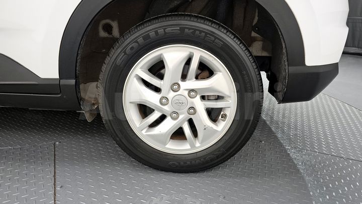 Hyundai Venue 2023 — 5