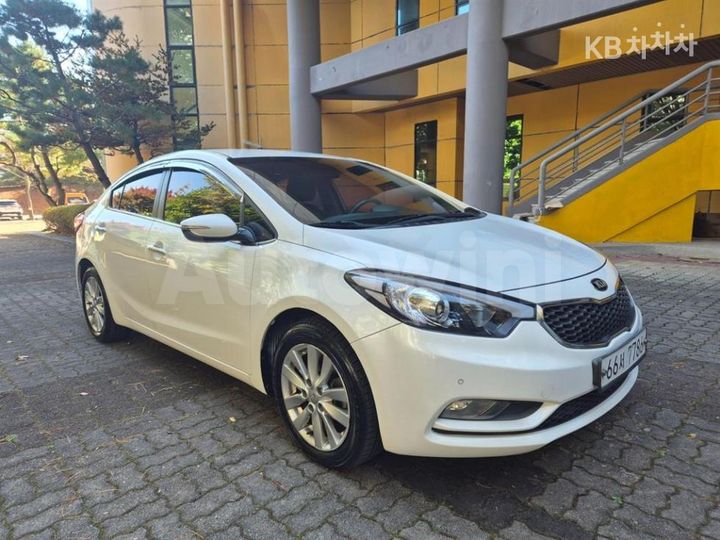 Kia K3 2015 — 2