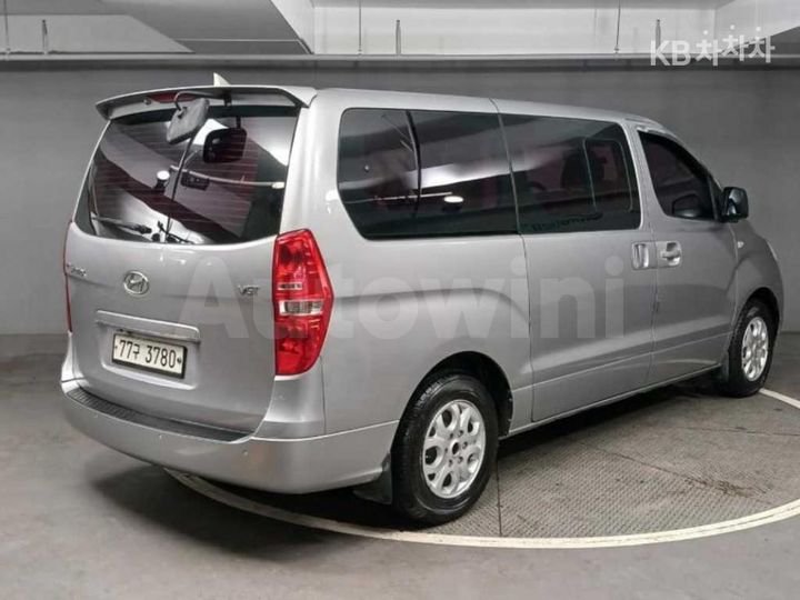 Hyundai Starex 2015 — 5