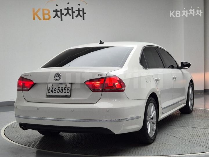 Volkswagen Passat 2015 — 3