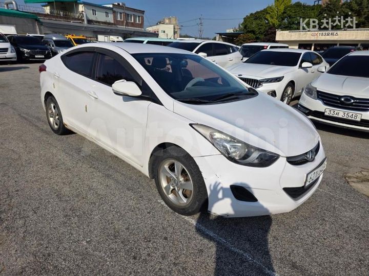 Hyundai Avante 2014 — 5