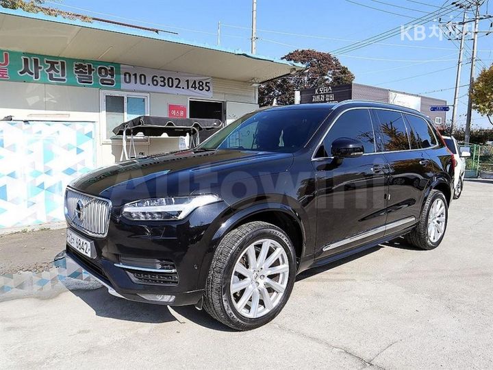 Volvo XC90 2018 — 2