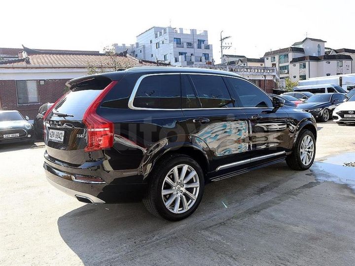 Volvo XC90 2018 — 3