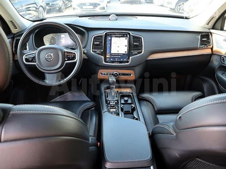 Volvo XC90 2018 — 5