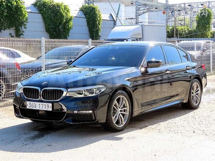 BMW 5 Series 2017 — 2