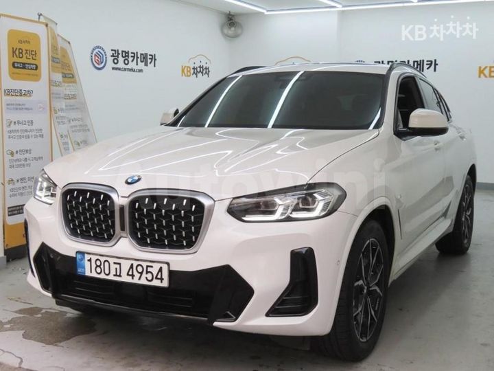 BMW X4 2022 — 2