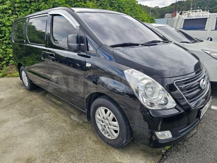 Hyundai Starex 2017 — 4