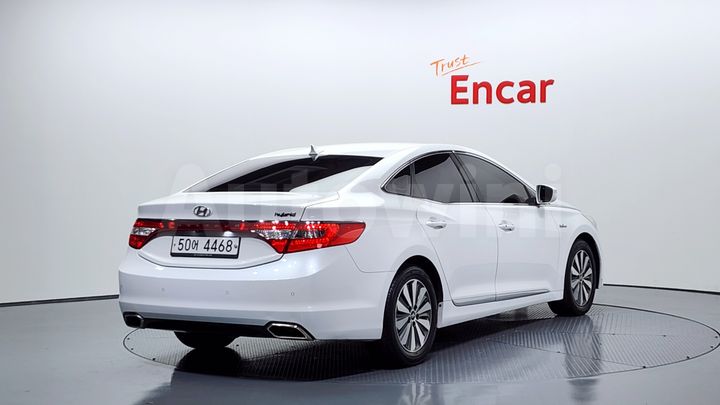 Hyundai Grandeur 2016 — 2