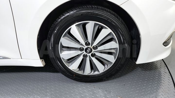 Hyundai Grandeur 2016 — 5