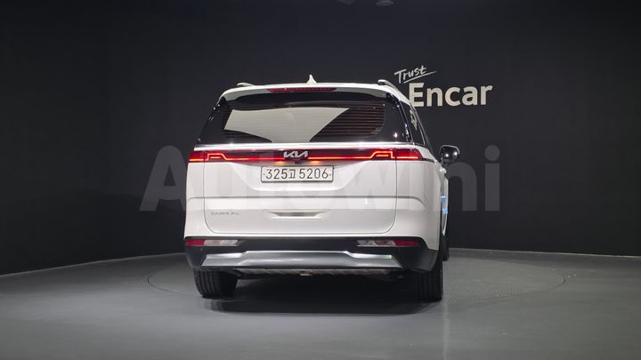 Kia Carnival 2021 — 4