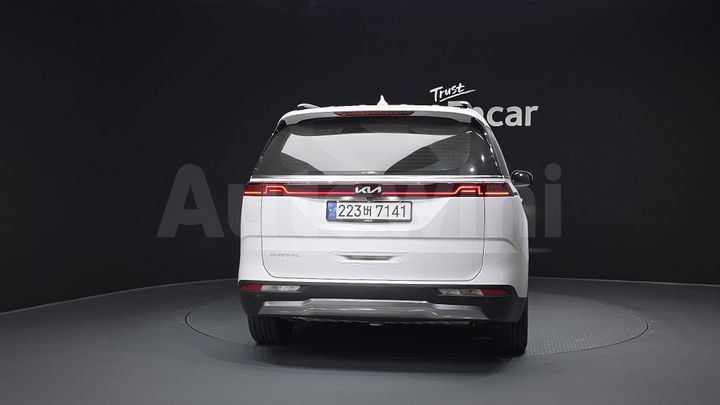 Kia Carnival 2023 — 4
