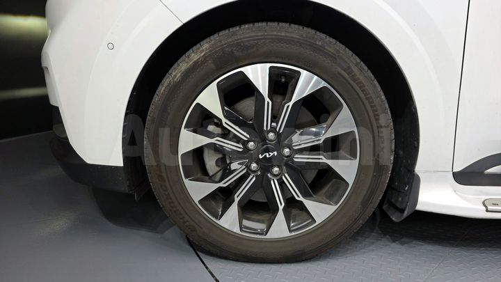 Kia Carnival 2023 — 5