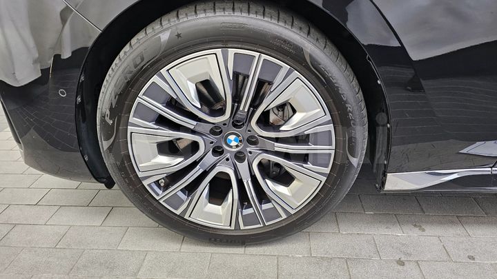 BMW 7 Series 2023 — 5