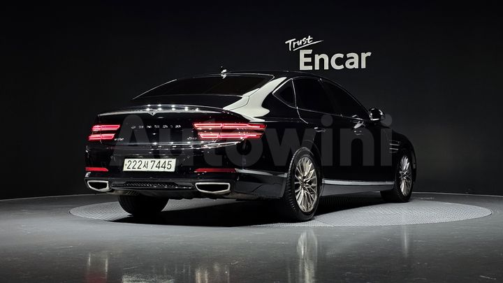 Genesis G80 2021 — 2