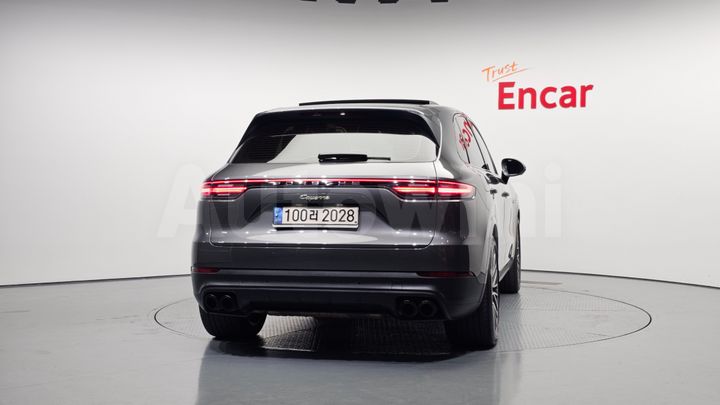 Porsche Cayenne 2021 — 4