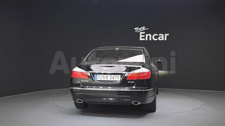 Hyundai Genesis 2008 — 4