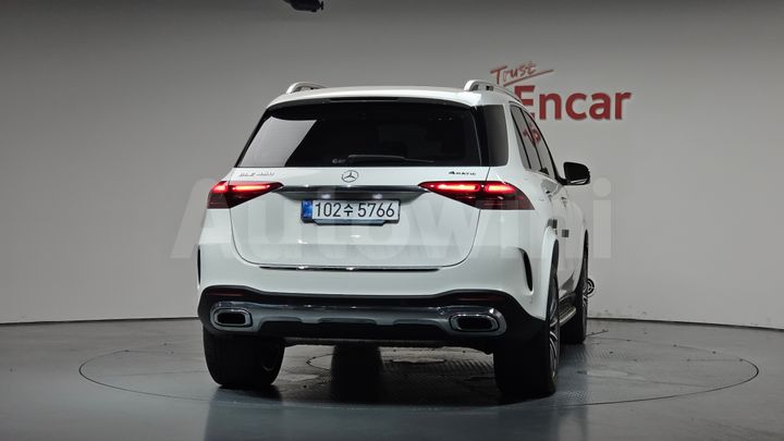 Mercedes Benz GLE Class 2024 — 3