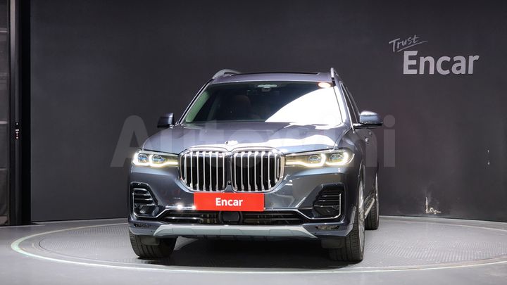 BMW X7 2021 — 3
