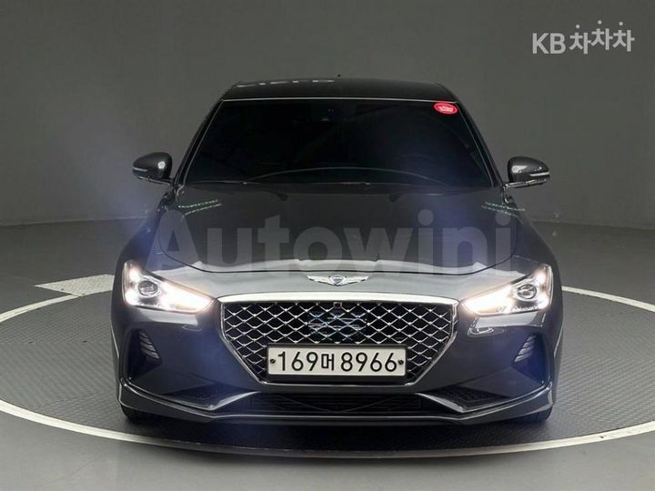 Genesis G70 2020 — 2