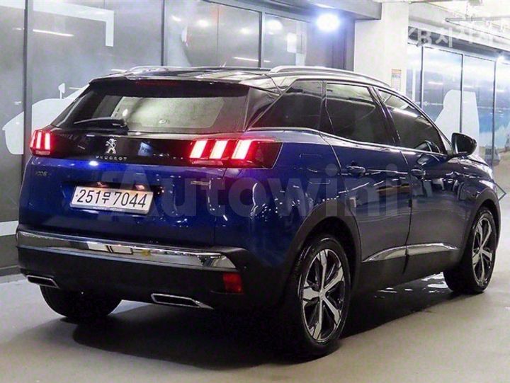 Peugeot 3008 2021 — 4