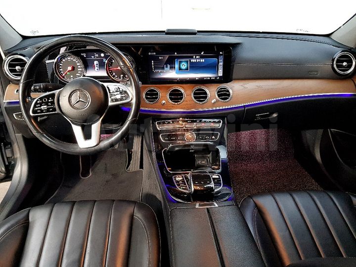 Mercedes Benz E Class 2019 — 5