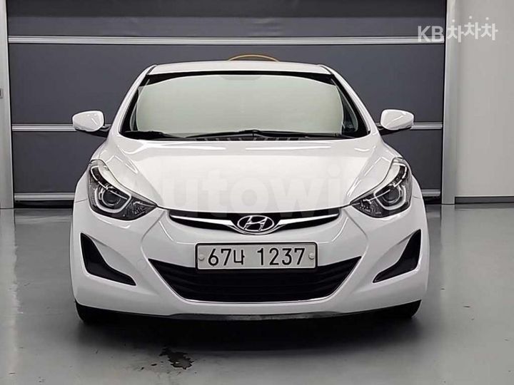 Hyundai Avante 2015 — 2