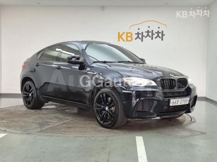 BMW M 2011 — 2