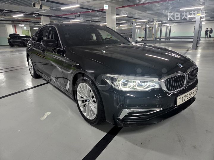 BMW 5 Series 2019 — 5
