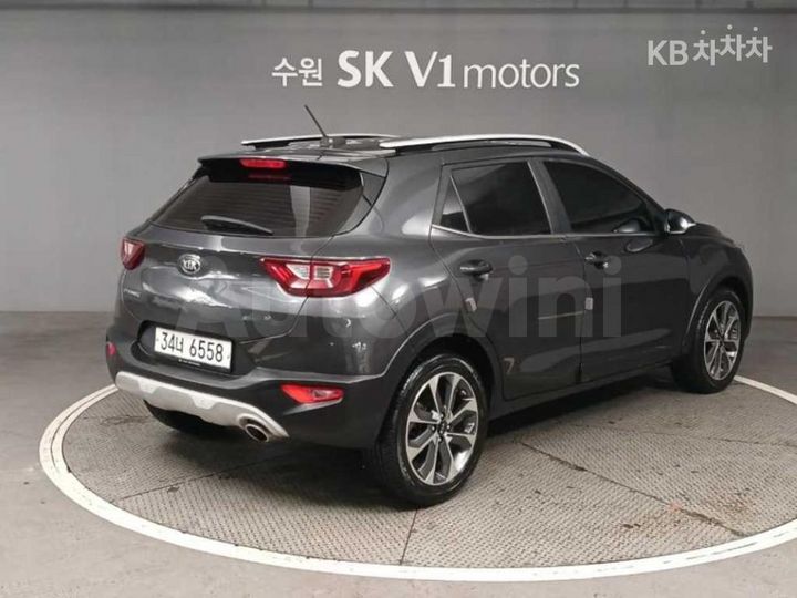 Kia Stonic 2018 — 4