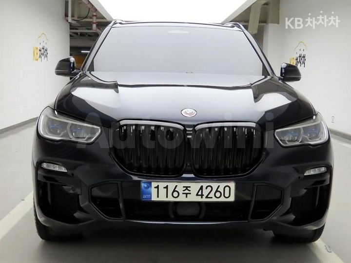 BMW X5 2021 — 2