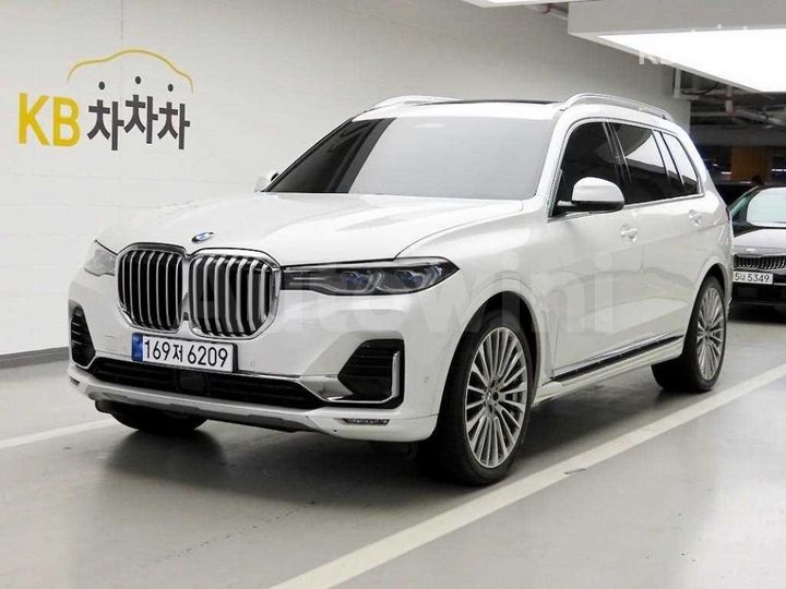 BMW X7 2021 — 2