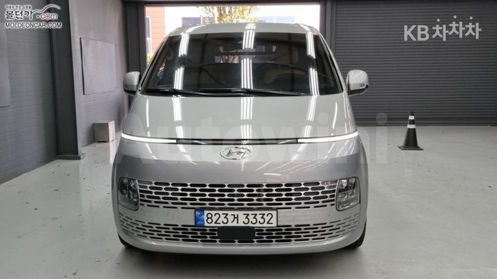 Hyundai Staria 2022 — 3