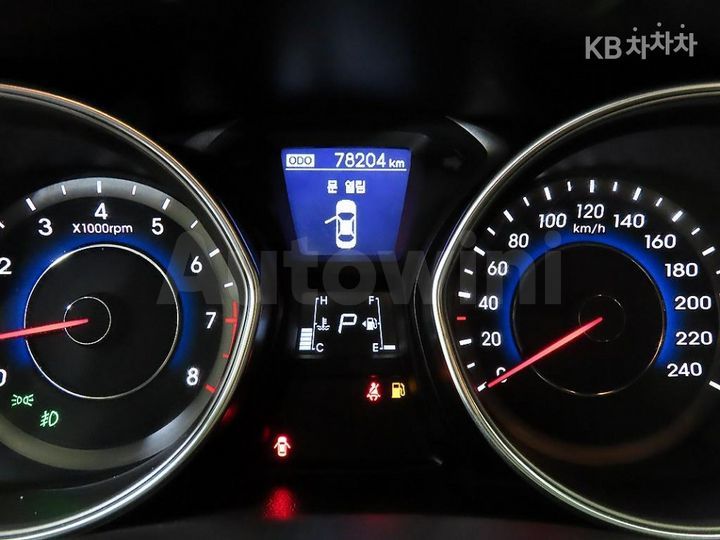 Hyundai Avante 2014 — 5