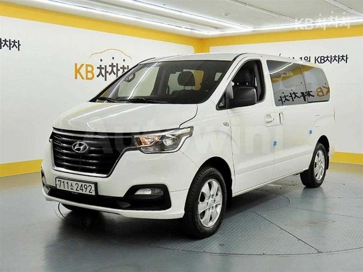 Hyundai Starex 2021 — 2