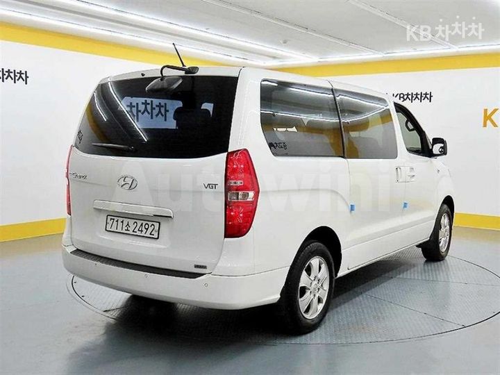 Hyundai Starex 2021 — 4