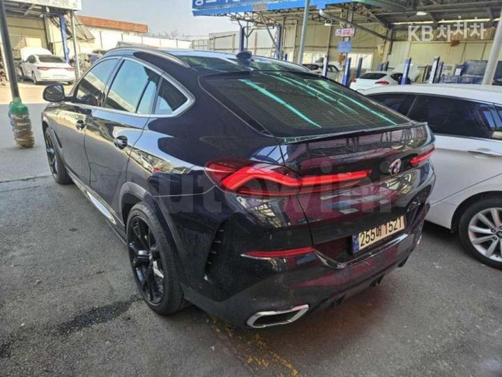 BMW X6 2021 — 4
