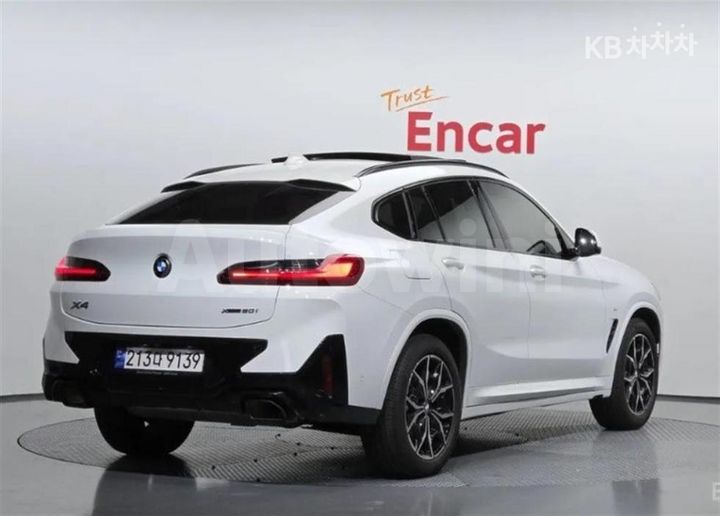 BMW X4 2023 — 2