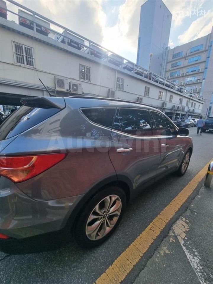Hyundai SantaFe 2014 — 4