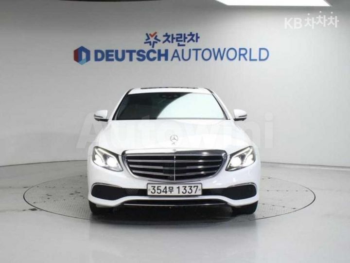 Mercedes Benz E Class 2020 — 3